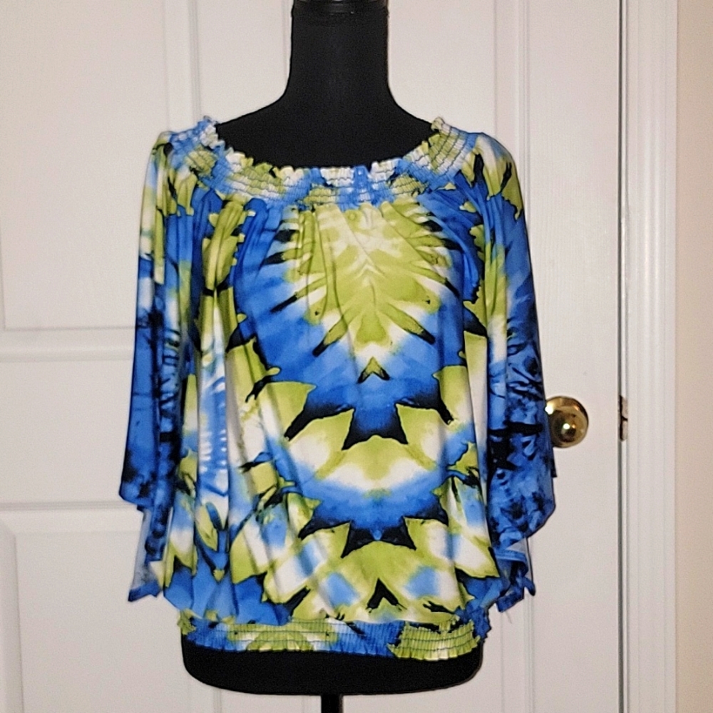Handkerchief sleeve top with fitted elastic waist sz 14/16